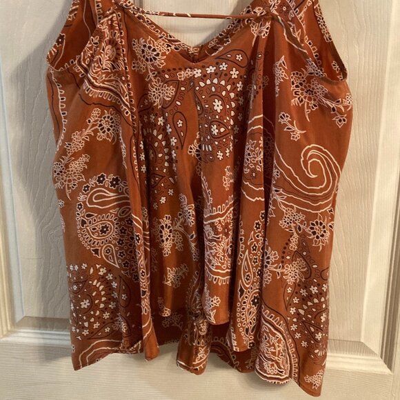 Zara Top - NWOT - Picture 2 of 8